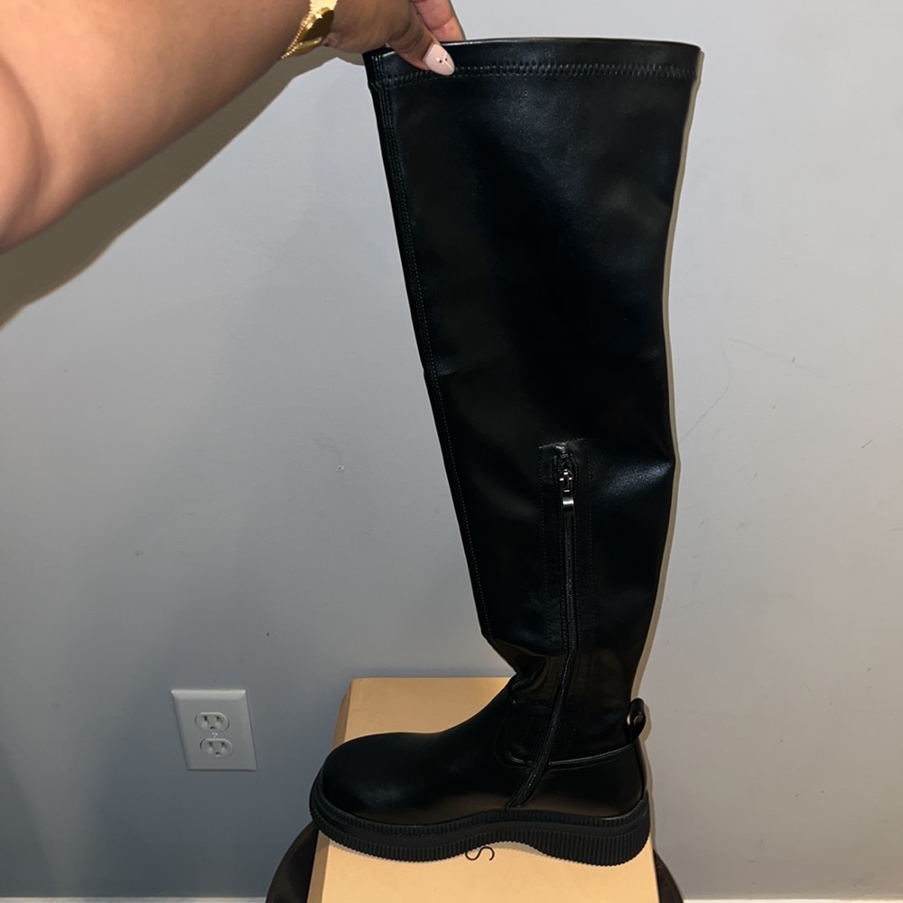 Black Flat Chunky Thigh High Boots NEW
